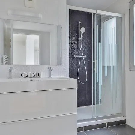 Sublime Family Duplex - Welkeys Apartament Paryż